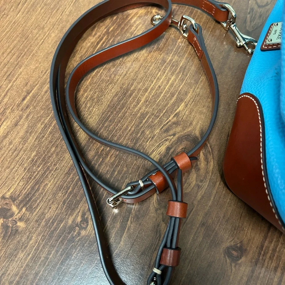 Dooney & Bourke Lucca Leather Barlow Bag - Picture 7 of 10